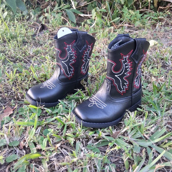 Wonder Nation Kids Boots with Red and White Stitching - Picture 7 of 8